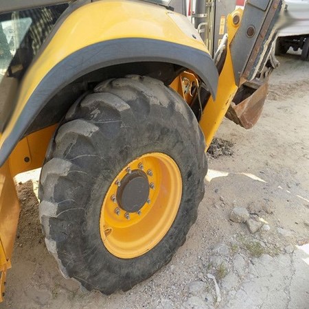 Used BL60B 4x4 Loader Backhoe – Volvo for Sale